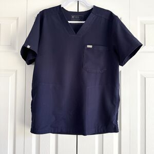 Figs Scrub Top Mens Size M Navy Chisec Three-Pocket Nurse Hospital Medical